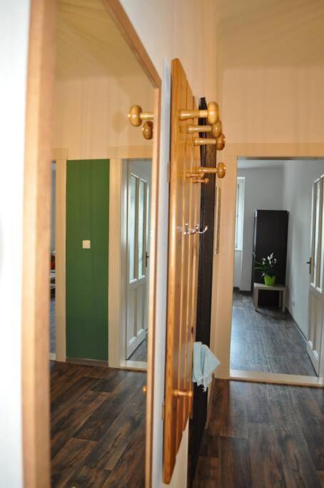 Apartment In Praha 3 Экстерьер фото